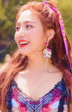 Red Velvet 2nd Concert REDMARE CARD WALLET + PHOTOCARD SET JOY photocard image