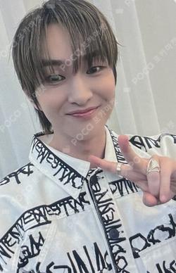 SHINee ONEW photocard image