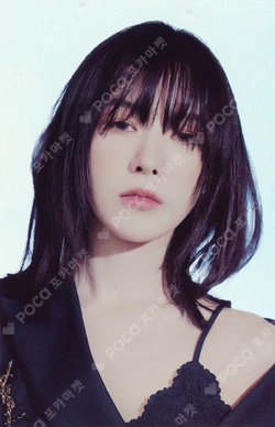 Queendom POSTCARD + HOLOGRAM PHOTO CARD SET