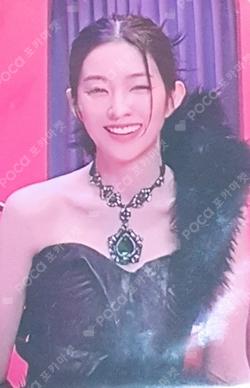 Red Velvet IRENE photocard image