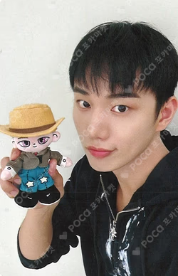 P1KIDS POP-UP STORE OFFICIAL CHARACTER DOLL
