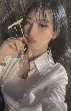 SHOWDOWN PLAY VER. LEECHAEYEON photocard image
