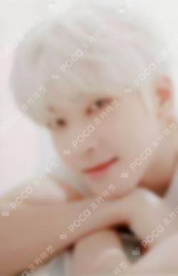 2022 SEVENTEEN's HOME PHOTO CARD