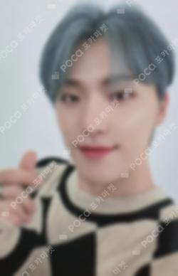 SEVENTEEN's HOME TRADING CARD