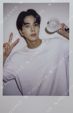 THE BOYZ 2ND WORLD TOUR : ZENERATION OFFICIAL LIGHT STICK CHOU CHOU