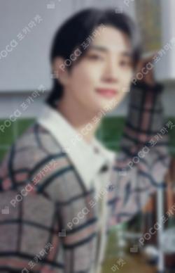 23 SEVENTEEN's HOME PHOTO CARD JOSHUA photocard image