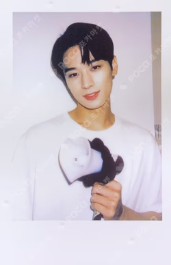 THE BOYZ 2ND WORLD TOUR : ZENERATION OFFICIAL LIGHT STICK CHOU CHOU