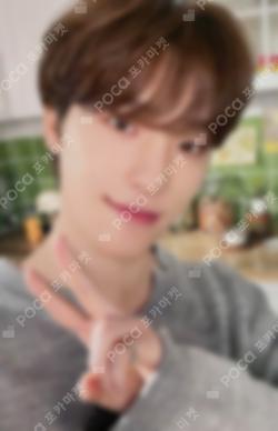 23 SEVENTEEN's HOME PHOTO CARD