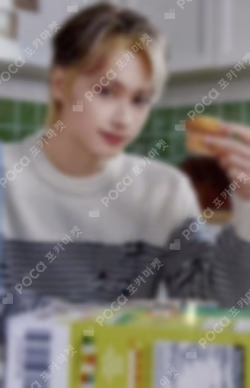 23 SEVENTEEN's HOME PHOTO CARD