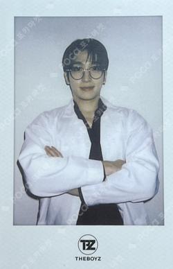 THE BOYZ 2ND WORLD TOUR : ZENERATION - ENCORE KINETIC MIRROR MOOD LIGHT