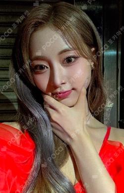 abouTZU REWARD TZUYU photocard image