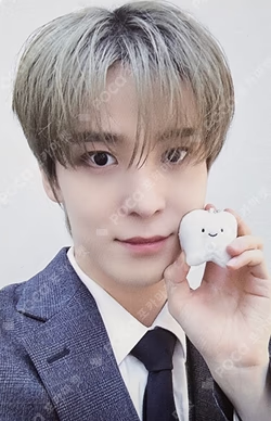 GOLDEN HOUR : Part.2 WITHMUU LUCKY DRAW