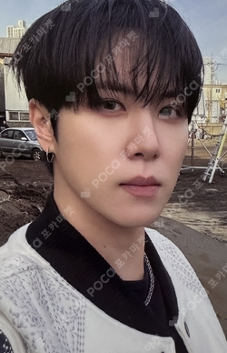 Pocamarket, WEi KIMDONGHAN The Feelings Turmoil ver. K-pop Photocard