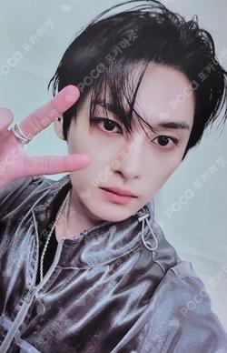 Stray Kids LEE KNOW photocard image