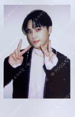 THE BOYZ 2ND WORLD TOUR : ZENERATION ZENERATON MINI POUCH