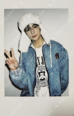 THE BOYZ 2ND WORLD TOUR : ZENERATION DVD WITHMUU