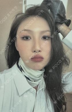 HWASA 2025 SEASON'S GREETINGS 化蛇