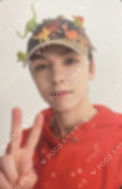 2022 SVT PHOTOBOOK THE NAME;17