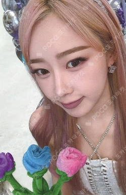 GISELLE ARTIST BIRTHDAY MINI CAKE HOLDER GISELLE photocard image