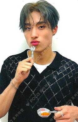 HARMONY : ZERO IN APPLEMUSIC LUCKYDRAW KEEHO photocard image