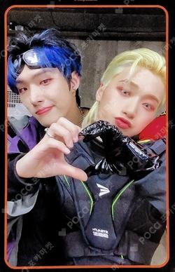 THE WORLD EP.1 : MOVEMENT STREAMING EVENT Unit photocard image