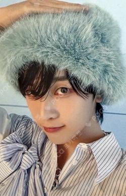 PREZENT Limited B ver. SEOK MATTHEW photocard image