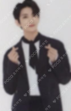 SEVENTEEN CAFE 2019 JOSHUA photocard image