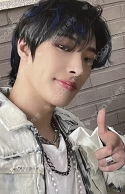 THE WORLD EP.1 : MOVEMENT APPLEMUSIC