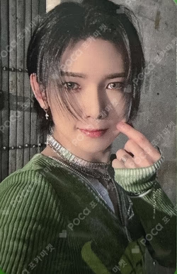 THE WORLD EP.2 : OUTLAW MINIRECORD