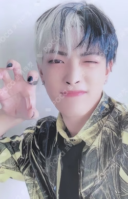 THE WORLD EP.1 : MOVEMENT SOUND WAVE LUCKY DRAW