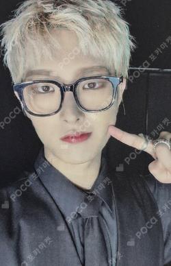 THE WORLD EP.2 : OUTLAW MINIRECORD LUCKY DRAW MINGI photocard image