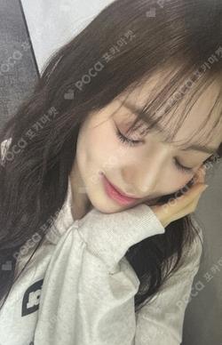 N/a APPLEMUSIC Ryu Sa Rang photocard image