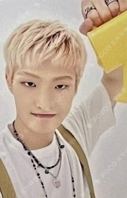THE WORLD EP.2 : OUTLAW MINIRECORD LUCKY DRAW MINGI photocard image