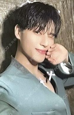 GOLDEN HOUR : Part.1 hello82 Exclusive WOOYOUNG photocard image