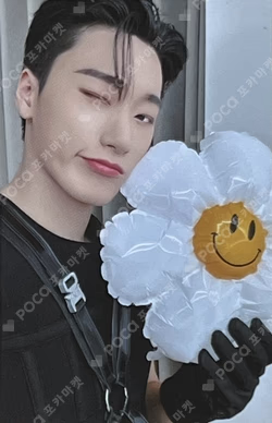 ATEEZ WORLD TOUR [THE FELLOWSHIP : BREAK THE WALL] ANCHOR IN SEOUL ATINY ZONE