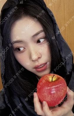 ITZY RYUJIN photocard image
