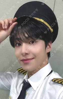 Y MAKESTAR