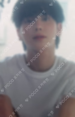 The Star Chapter: SANCTUARY POP-UP STORE PHOTO HOLDER KEYRING