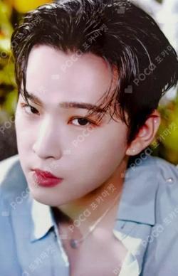 ONEUS 2ND WORLD TOUR [La Dolce Vita] Final in Seoul RANDOM TRADING CARD LEEDO photocard image