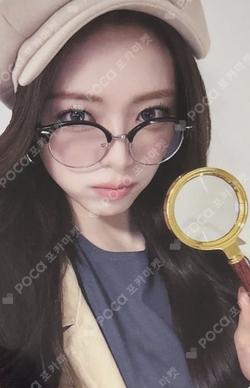 ITZY YUNA photocard image