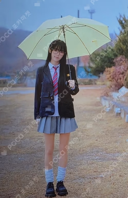 2025 YENA 1ST CONCERT A Different World Starting from Nemo! Journey  in Japan RANDOM PHOTOCARD YENA photocard image