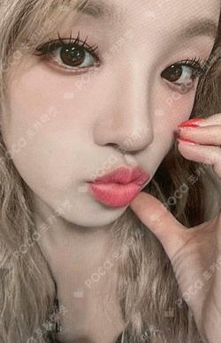 I feel YIZHIYU YUQI photocard image