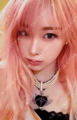 Whiplash POP-UP in Shanghai ACRYLIC TURNING STAND