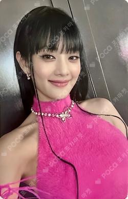 I feel YIZHIYU MINNIE photocard image