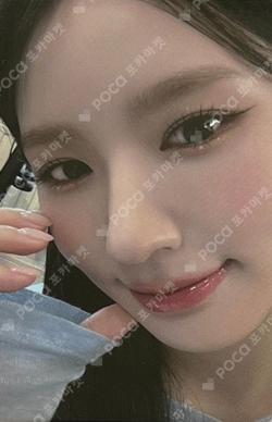 I feel YIZHIYU MIYEON photocard image