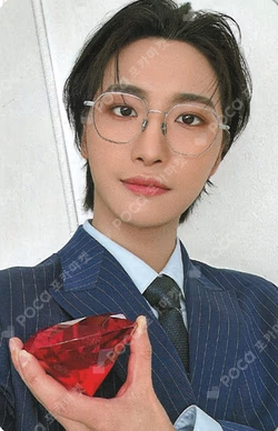 2024 SEASON'S GREETINGS YES24