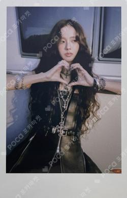 AMORTAGE KTOWN4U LUCKY DRAW JISOO photocard image