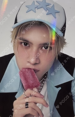 2025 SMTOWN : THE CULTURE, THE FUTURE HOTTRACKS HENDERY photocard image