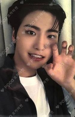ATEEZ X Wonderwall Edition SEONGHWA photocard image