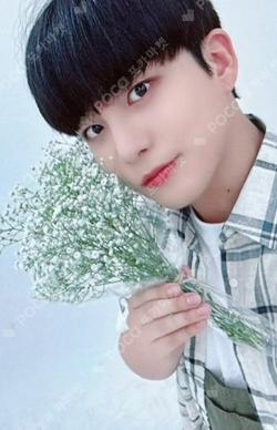 THE WORLD EP.2 : OUTLAW fromm store LUCKT DRAW JONGHO photocard image